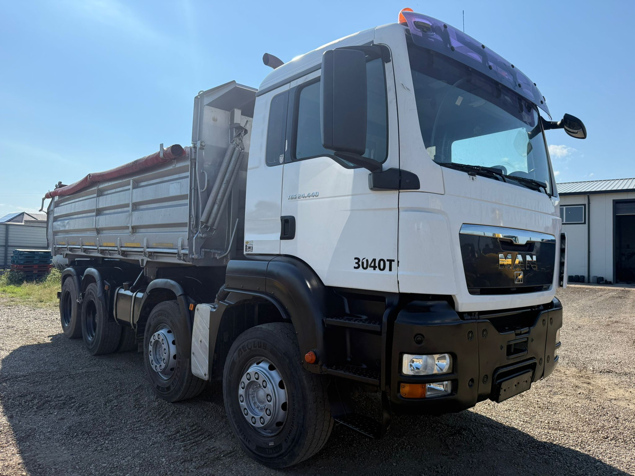 MAN TGS 8X4 Tipper - Camion benne: photos 1 MAN TGS 8X4 Tipper - Camion benne: photos 1