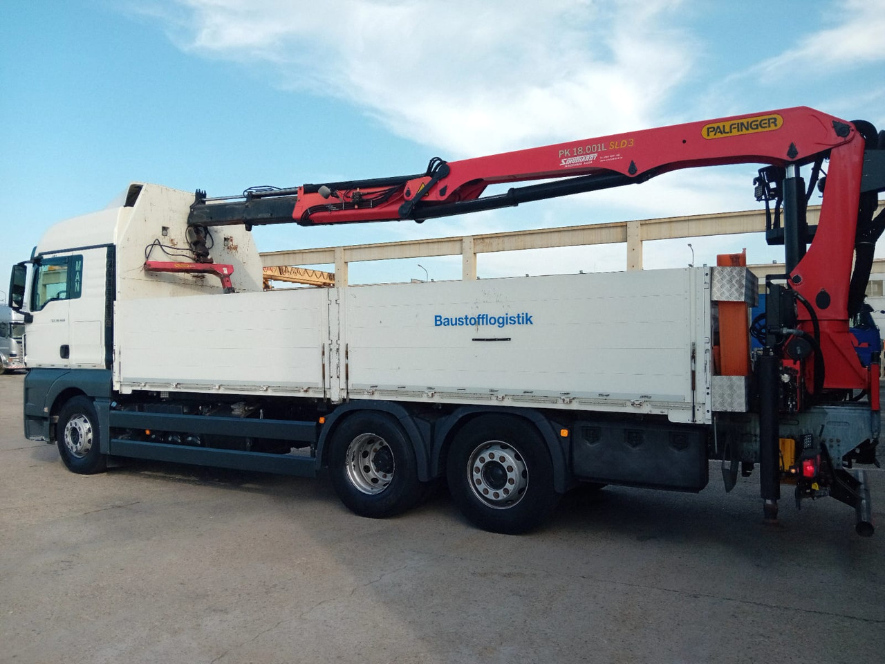 MAN TGX 26.460 6×2, Palfinger Crane PK 18001L - Camion plateau, Camion grue: photos 3 MAN TGX 26.460 6×2, Palfinger Crane PK 18001L - Camion plateau, Camion grue: photos 3