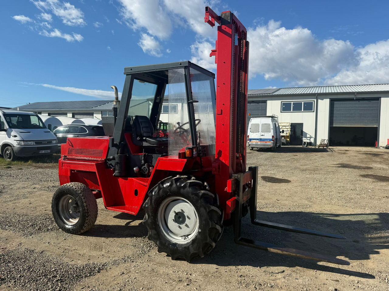 MANITOU MG25 STACKER - Chariot élévateur diesel: photos 4 MANITOU MG25 STACKER - Chariot élévateur diesel: photos 4