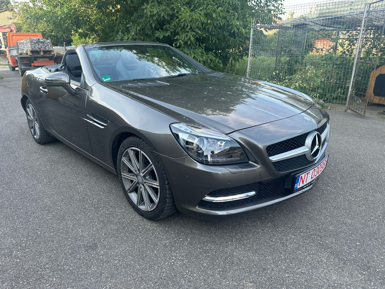 MERCEDES BENZ SLK - Voiture: photos 1 MERCEDES BENZ SLK - Voiture: photos 1