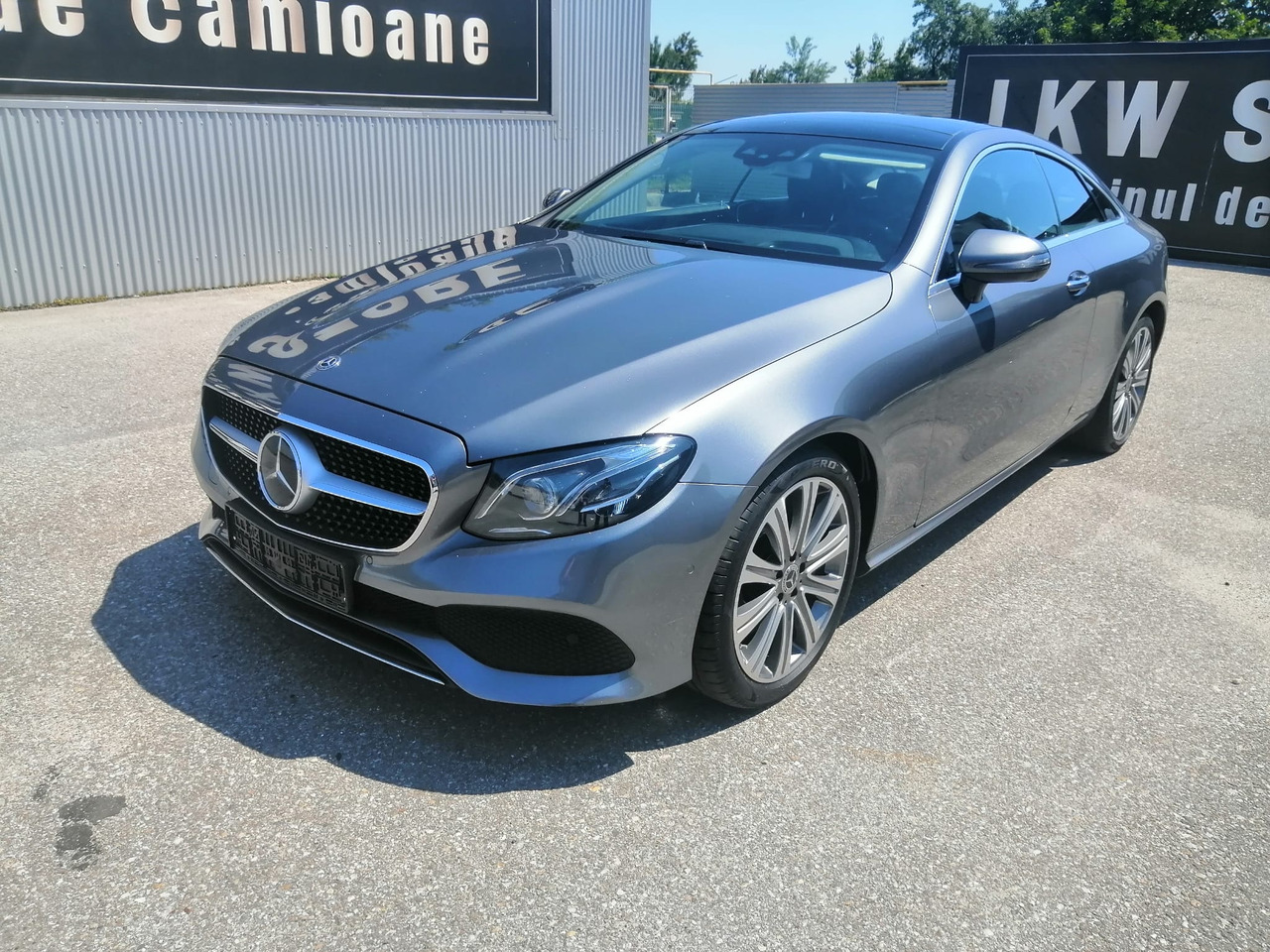 Mercedes Benz E220d Coupe, TOP !!! - Voiture: photos 1 Mercedes Benz E220d Coupe, TOP !!! - Voiture: photos 1