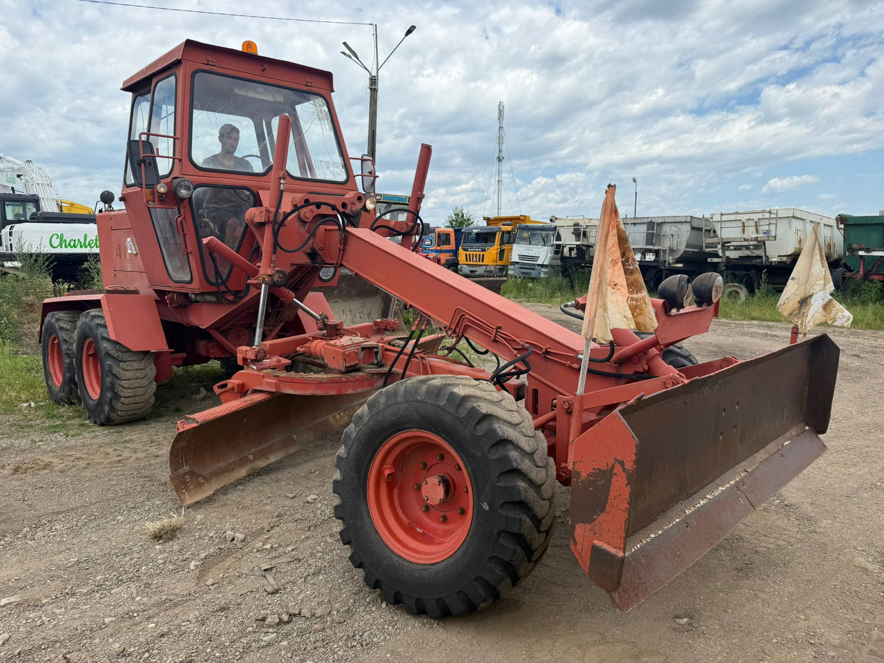 O&K G8 Motor Grader - Niveleuse: photos 3 O&K G8 Motor Grader - Niveleuse: photos 3