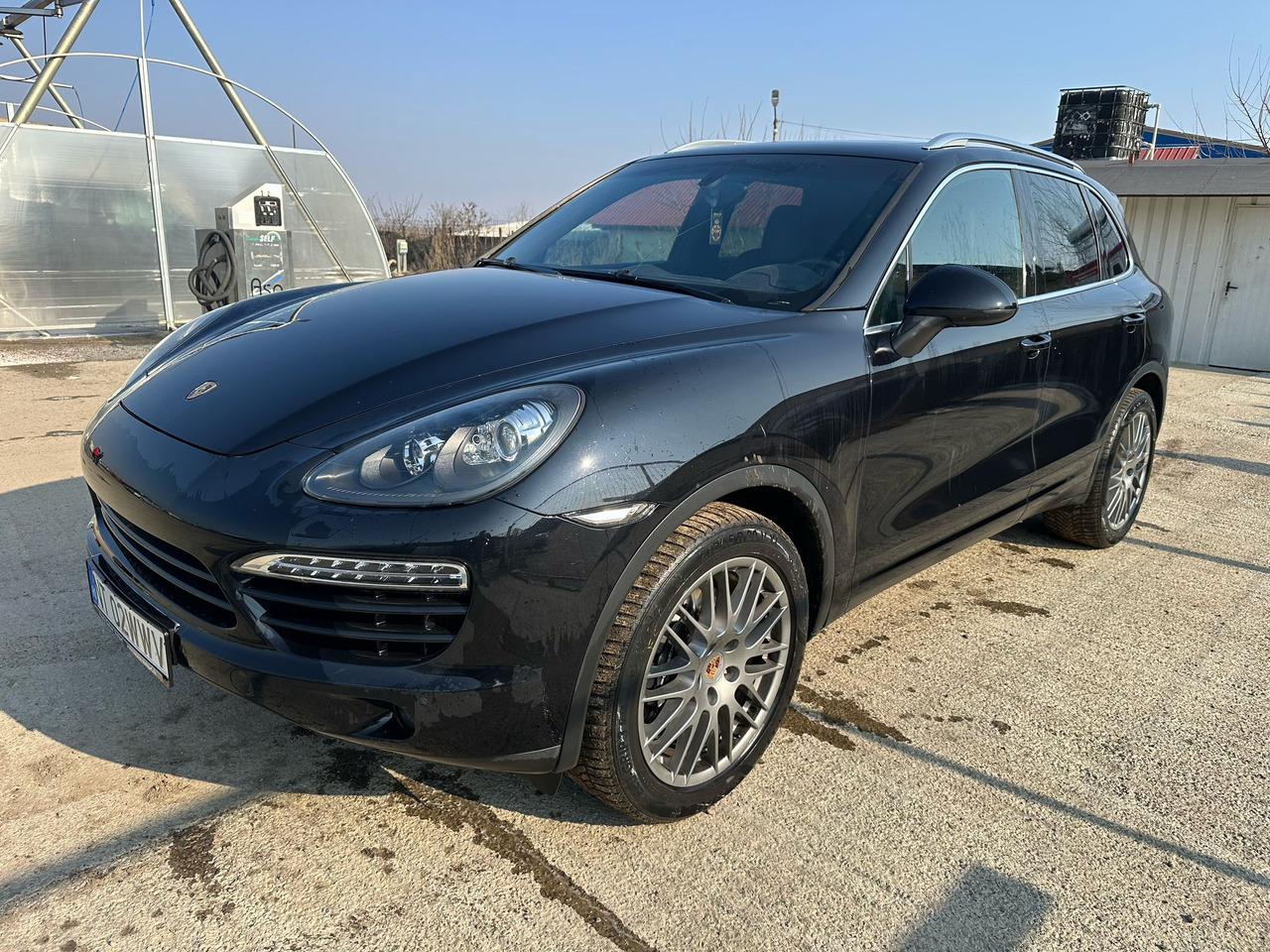 PORSCHE CAYENNE - SUV: photos 1 PORSCHE CAYENNE - SUV: photos 1