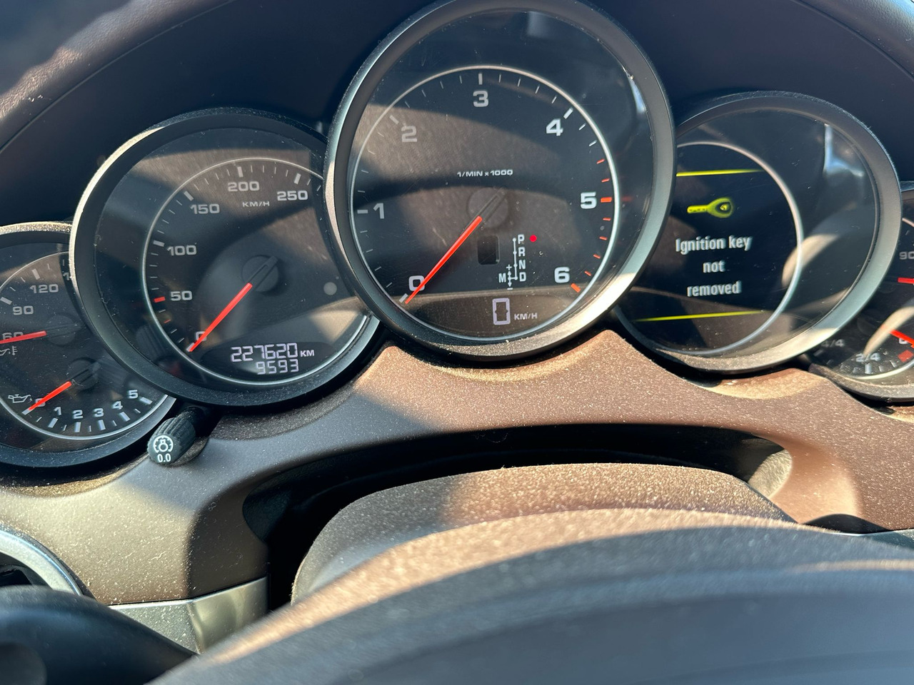 PORSCHE CAYENNE - SUV: photos 4 PORSCHE CAYENNE - SUV: photos 4