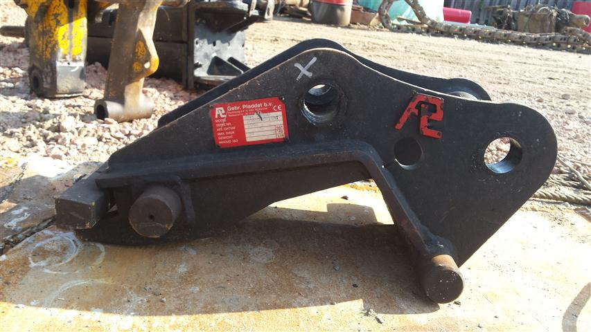 Pladdef HIT ZX5GU Quick coupler CW 10 - Attache rapide: photos 1 Pladdef HIT ZX5GU Quick coupler CW 10 - Attache rapide: photos 1