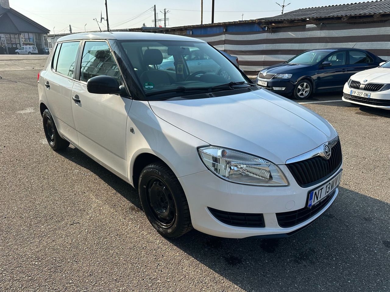 SKODA FABIA - Voiture: photos 4 SKODA FABIA - Voiture: photos 4