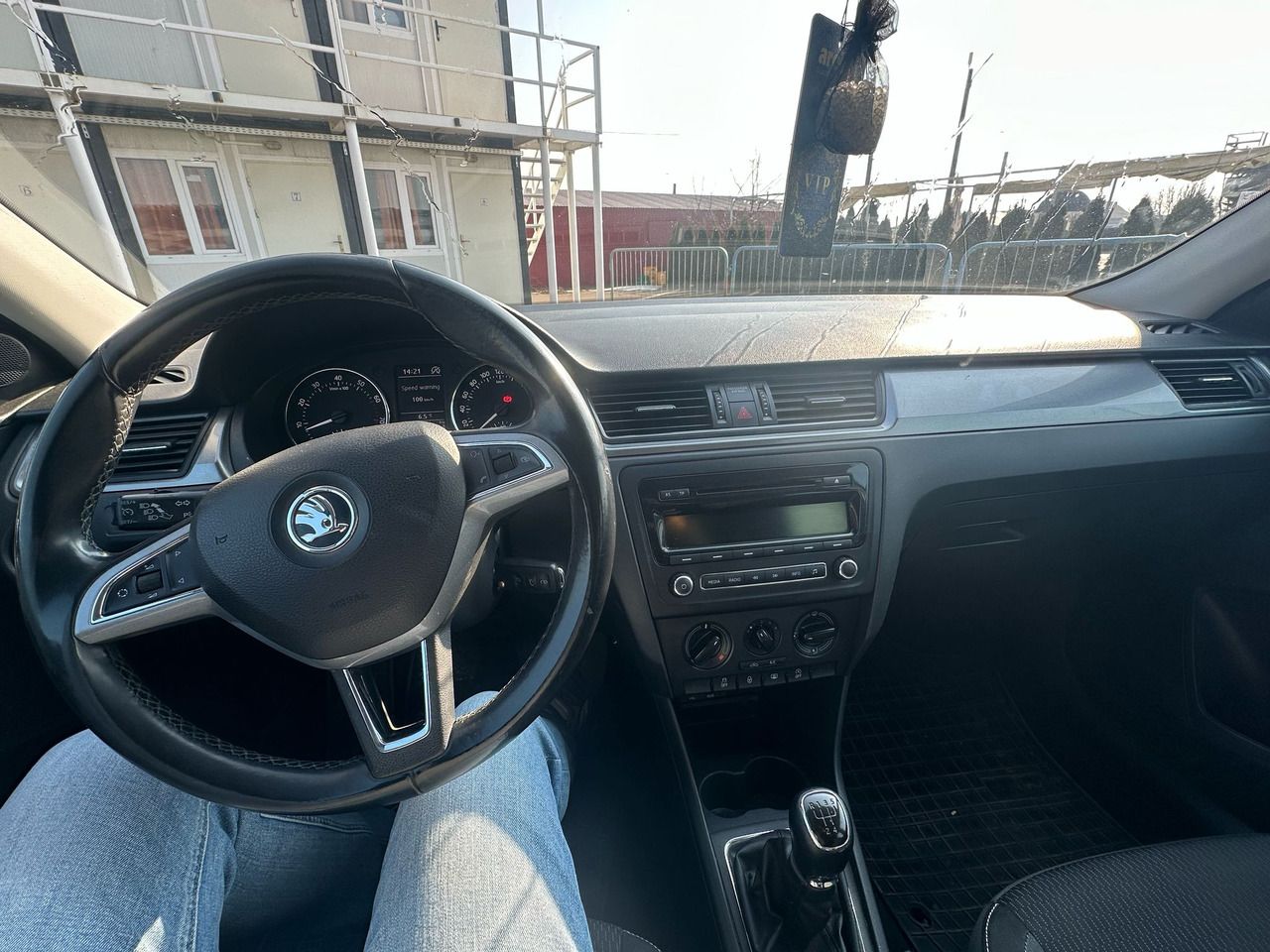 SKODA RAPID - Berline: photos 4 SKODA RAPID - Berline: photos 4