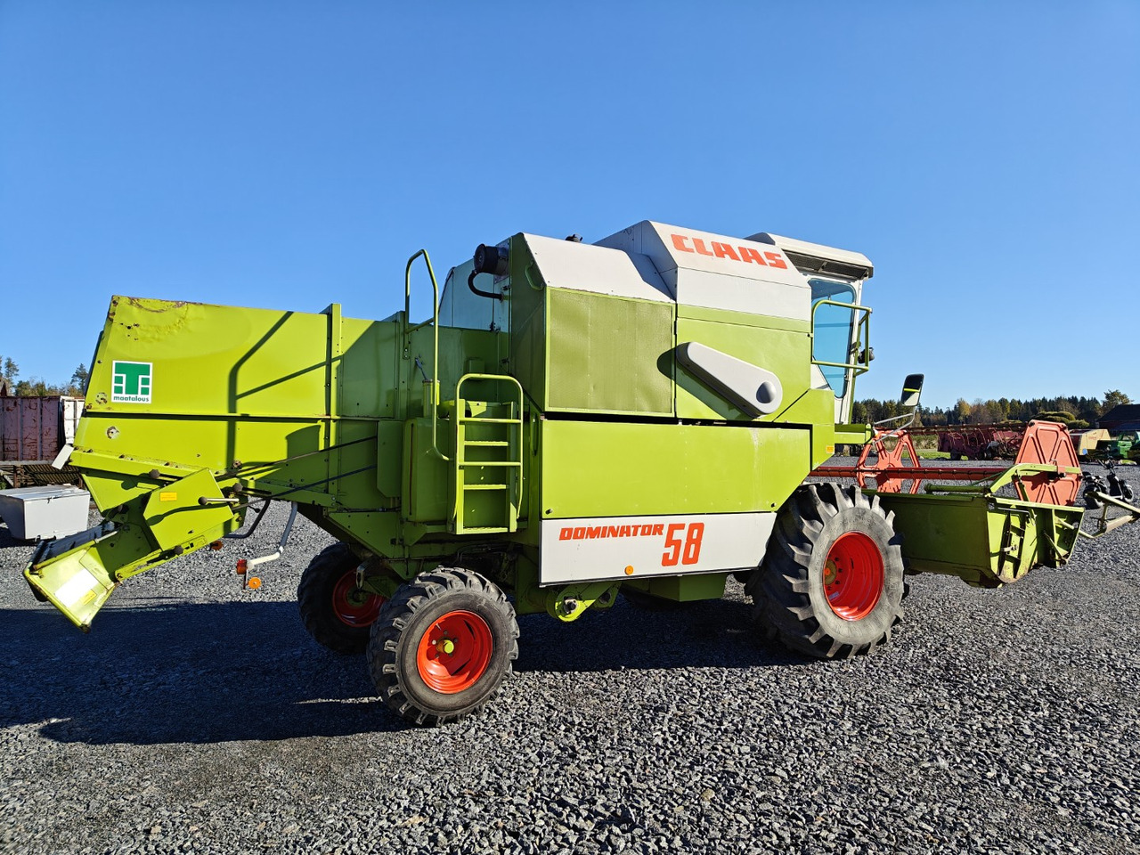 CLAAS Dominator 58 - Moissonneuse-batteuse: photos 4 CLAAS Dominator 58 - Moissonneuse-batteuse: photos 4