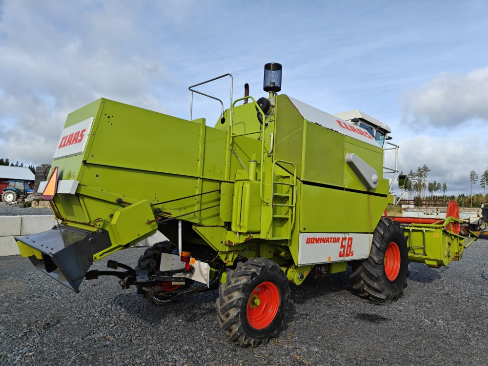 Claas Dominator 58S, 6-sylinterinen Hydraulinen torvi, ruumenlevitin, katso video! - Moissonneuse-batteuse: photos 3 Claas Dominator 58S, 6-sylinterinen Hydraulinen torvi, ruumenlevitin, katso video! - Moissonneuse-batteuse: photos 3