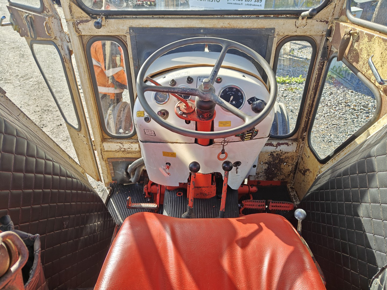 Tracteur agricole DAVID BROWN 995 - 2930 hours: photos 15 Tracteur agricole DAVID BROWN 995 - 2930 hours: photos 15