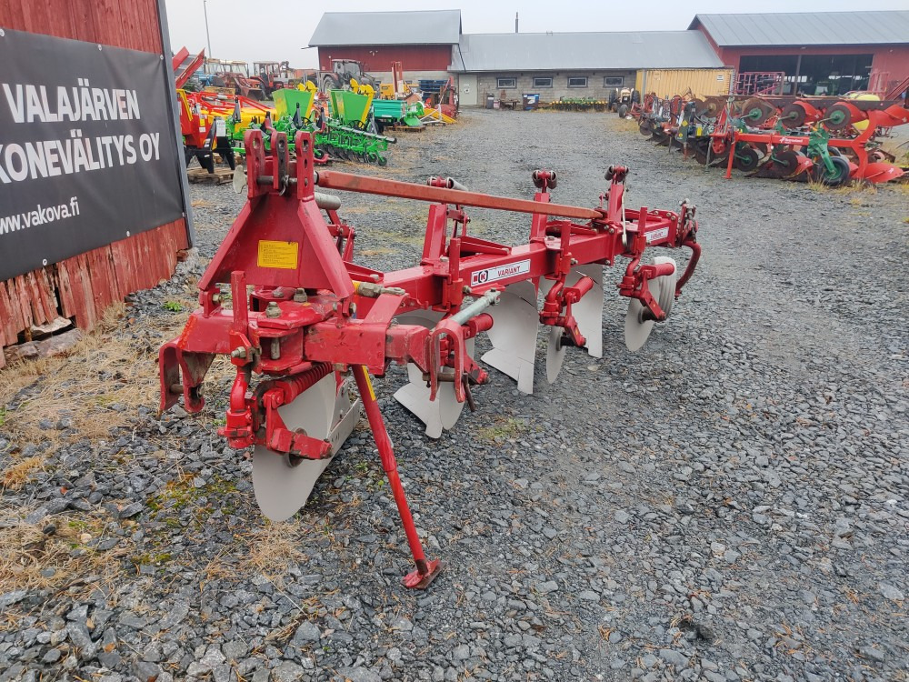 - Charrue: photos 3 - Charrue: photos 3