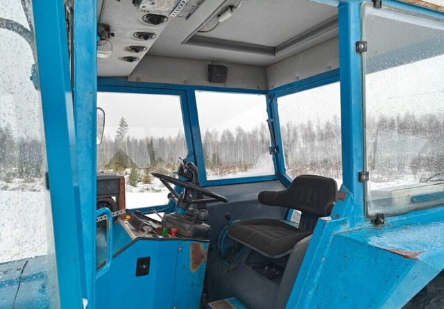 Tracteur agricole Ford 4110 traktori - Katso video!: photos 16