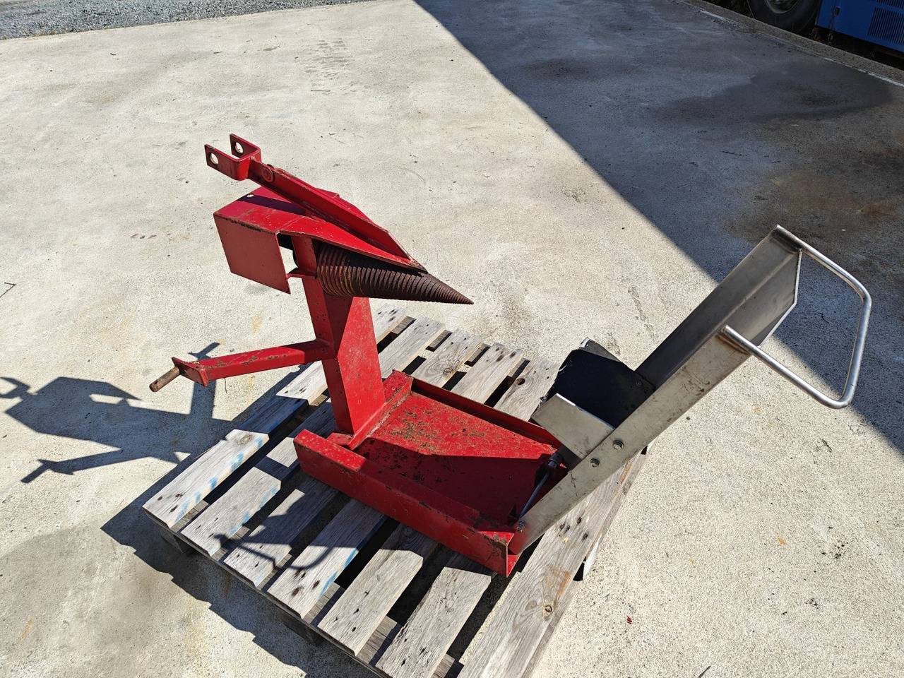 Halkaisukaira traktoriin - Fendeuse de bûches: photos 3 Halkaisukaira traktoriin - Fendeuse de bûches: photos 3