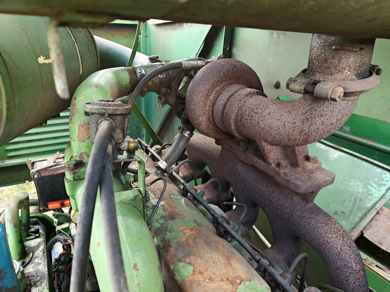 John Deere 965 täydellinen moottori, 6-sylinterinen turbo, katso video! - Moissonneuse-batteuse: photos 3 John Deere 965 täydellinen moottori, 6-sylinterinen turbo, katso video! - Moissonneuse-batteuse: photos 3