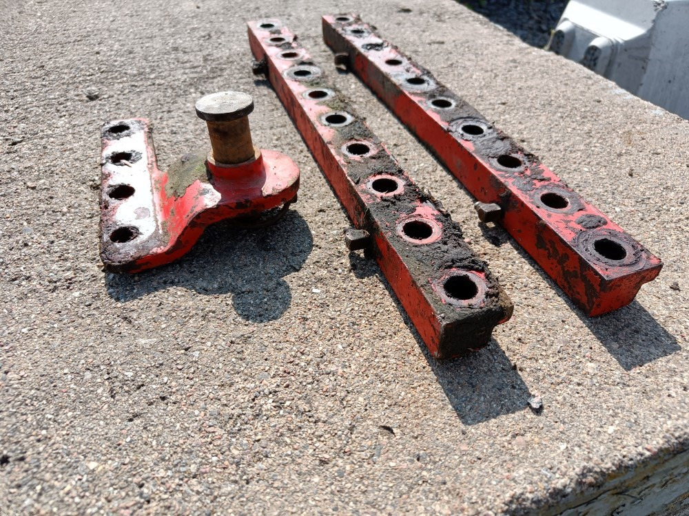 Kverneland E8 paluuauran kääntöpään liukupalat - Charrue: photos 3 Kverneland E8 paluuauran kääntöpään liukupalat - Charrue: photos 3