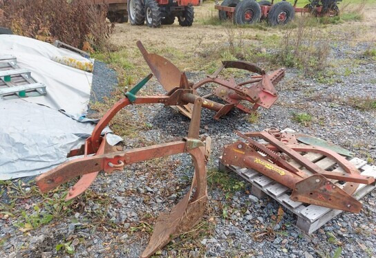 Kverneland Stengomat auran purkuosia - Charrue: photos 1 Kverneland Stengomat auran purkuosia - Charrue: photos 1