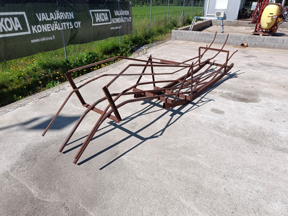 Paalirata John Deere 332 paalaimesta - Presse à balles cubiques: photos 2 Paalirata John Deere 332 paalaimesta - Presse à balles cubiques: photos 2