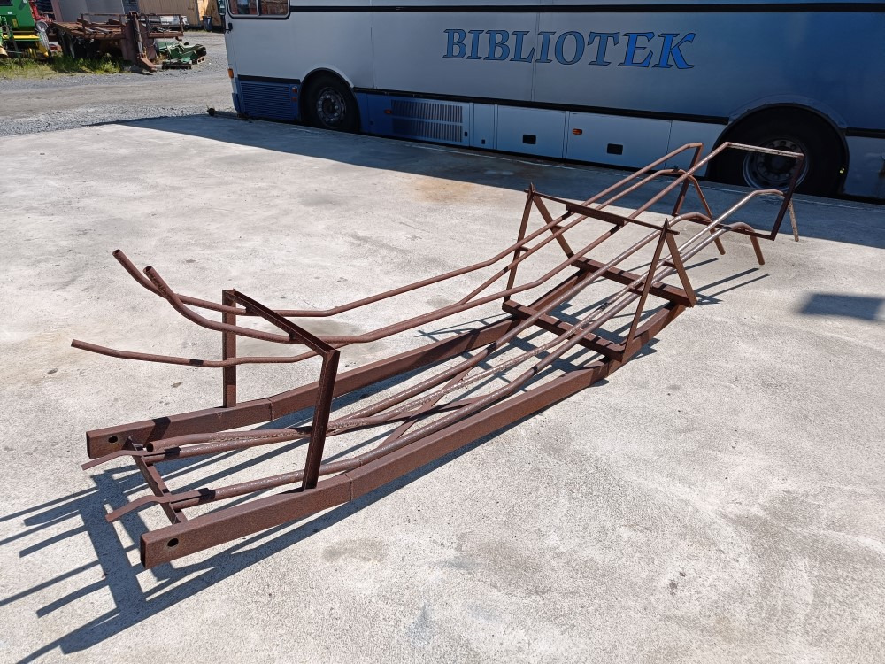 Paalirata John Deere 332 paalaimesta - Presse à balles cubiques: photos 5 Paalirata John Deere 332 paalaimesta - Presse à balles cubiques: photos 5