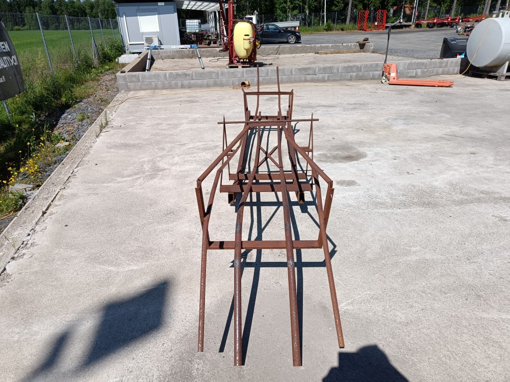 Paalirata John Deere 332 paalaimesta - Presse à balles cubiques: photos 3 Paalirata John Deere 332 paalaimesta - Presse à balles cubiques: photos 3