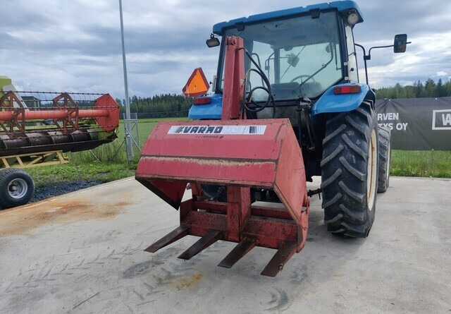 Varmo 400 rehuleikkuri - VIDEO - Matériel d'ensilage: photos 1 Varmo 400 rehuleikkuri - VIDEO - Matériel d'ensilage: photos 1