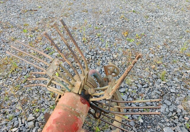 Arracheuse de pommes de terre Wärtsilä Peko - perunannostokone: photos 7 Arracheuse de pommes de terre Wärtsilä Peko - perunannostokone: photos 7