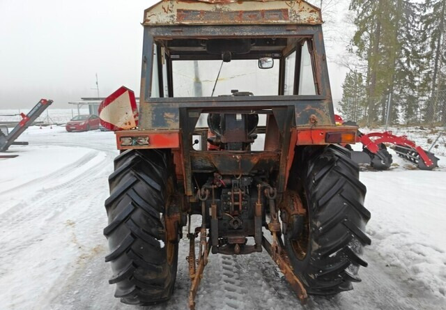Zetor 7011 traktori - Tracteur agricole: photos 3 Zetor 7011 traktori - Tracteur agricole: photos 3