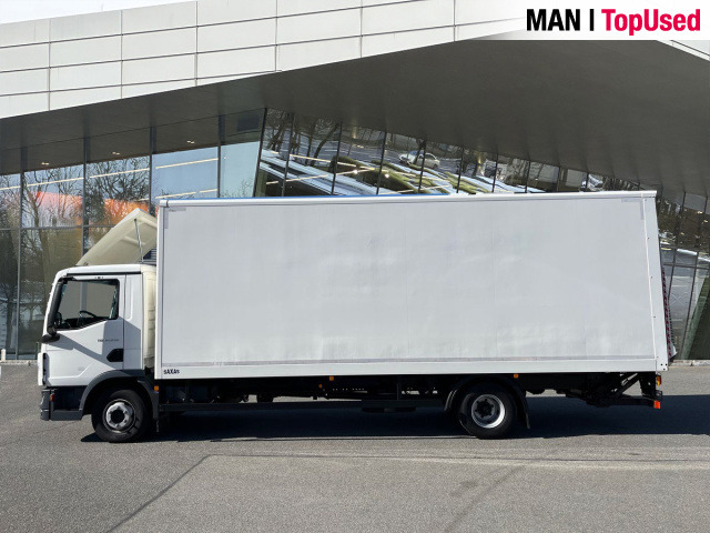 MAN TGL 12.250 4x2 BL CH KOFFER/LBW/DACHSPOILER Euro6 - Camion fourgon: photos 4 MAN TGL 12.250 4x2 BL CH KOFFER/LBW/DACHSPOILER Euro6 - Camion fourgon: photos 4