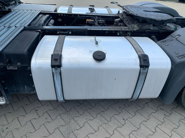 MAN TGX 18.470 4x2 LL SA - Tracteur routier: photos 4 MAN TGX 18.470 4x2 LL SA - Tracteur routier: photos 4