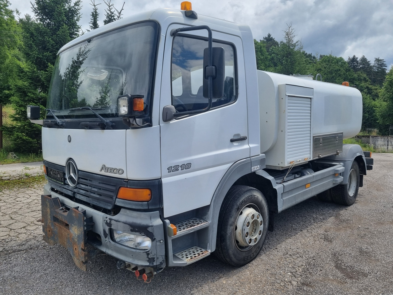 MERCEDES-BENZ ATEGO 1218 water cistern + pressure pump 20 BAR - Camion citerne: photos 1 MERCEDES-BENZ ATEGO 1218 water cistern + pressure pump 20 BAR - Camion citerne: photos 1