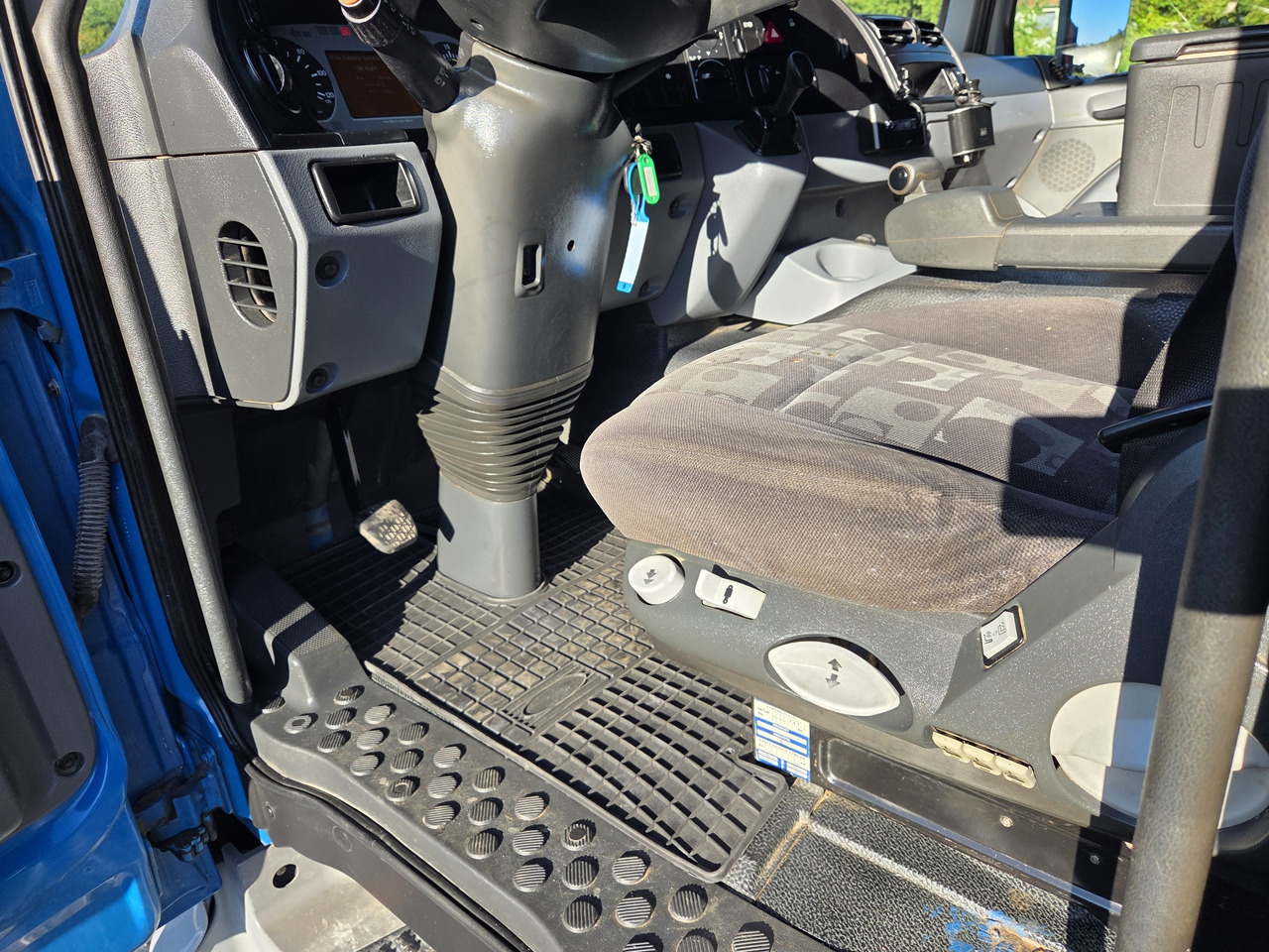 MERCEDES-BENZ  - Châssis cabine: photos 2 MERCEDES-BENZ  - Châssis cabine: photos 2