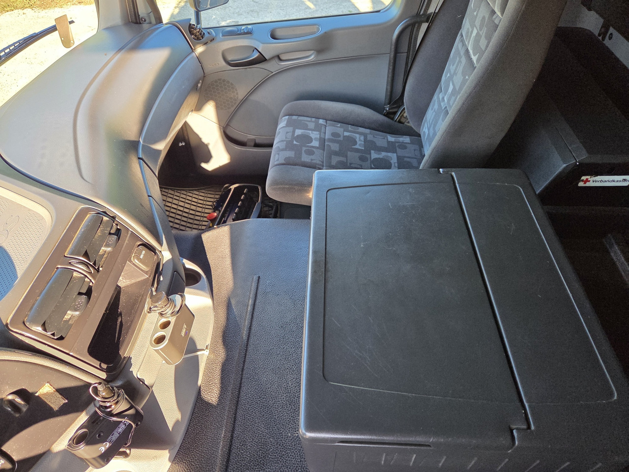 MERCEDES-BENZ  - Châssis cabine: photos 4 MERCEDES-BENZ  - Châssis cabine: photos 4