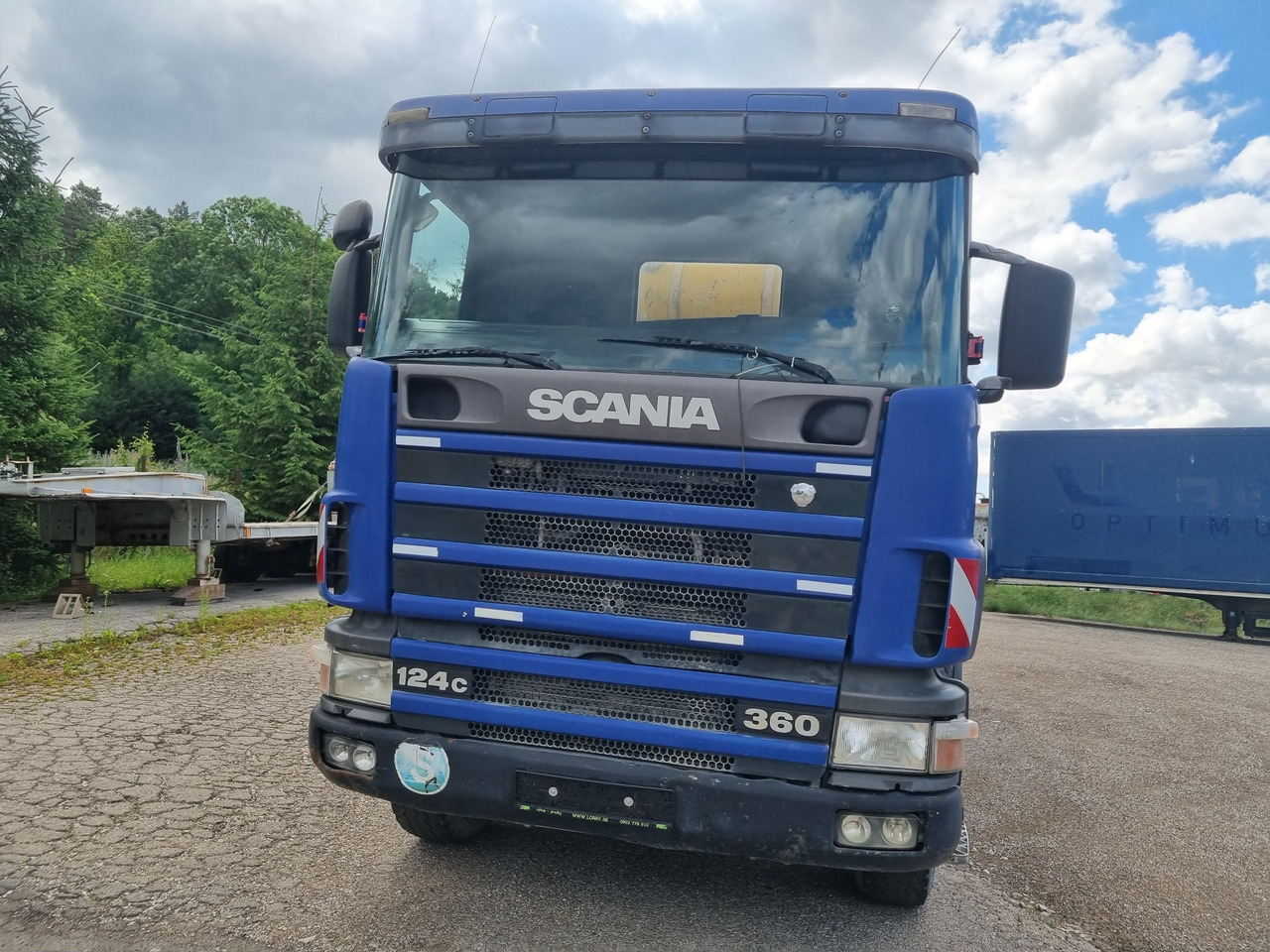 SCANIA R 124 CB8X4HZ 360 mixer - Camion malaxeur: photos 2 SCANIA R 124 CB8X4HZ 360 mixer - Camion malaxeur: photos 2