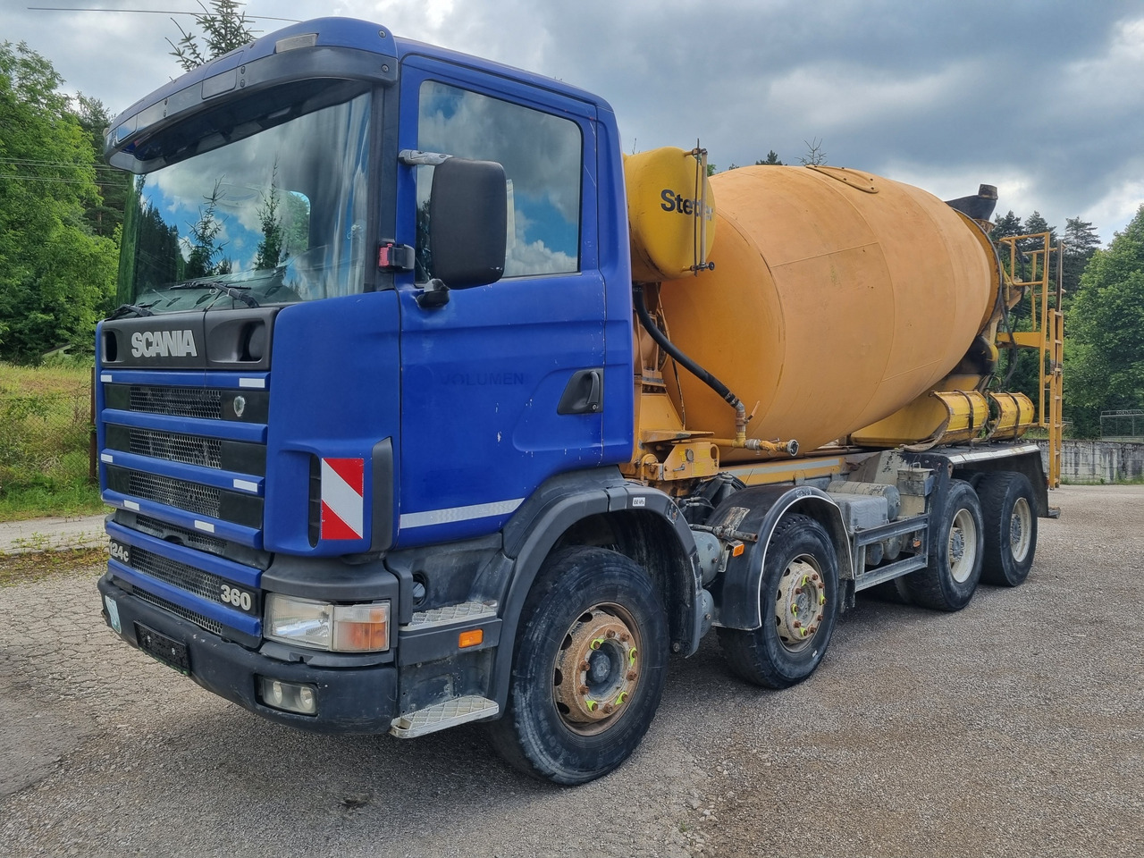 SCANIA R 124 CB8X4HZ 360 mixer - Camion malaxeur: photos 1 SCANIA R 124 CB8X4HZ 360 mixer - Camion malaxeur: photos 1