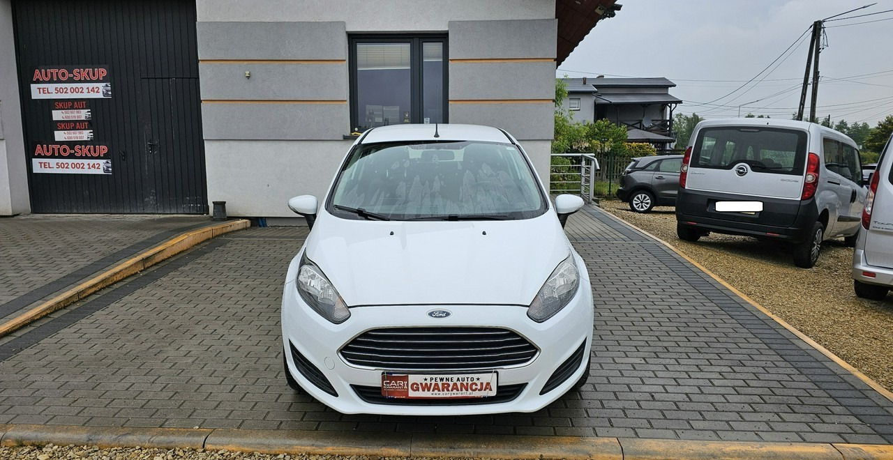 Ford Fiesta VIII Ford Fiesta 1,3 pb * ładna* - Voiture à hayon: photos 2 Ford Fiesta VIII Ford Fiesta 1,3 pb * ładna* - Voiture à hayon: photos 2