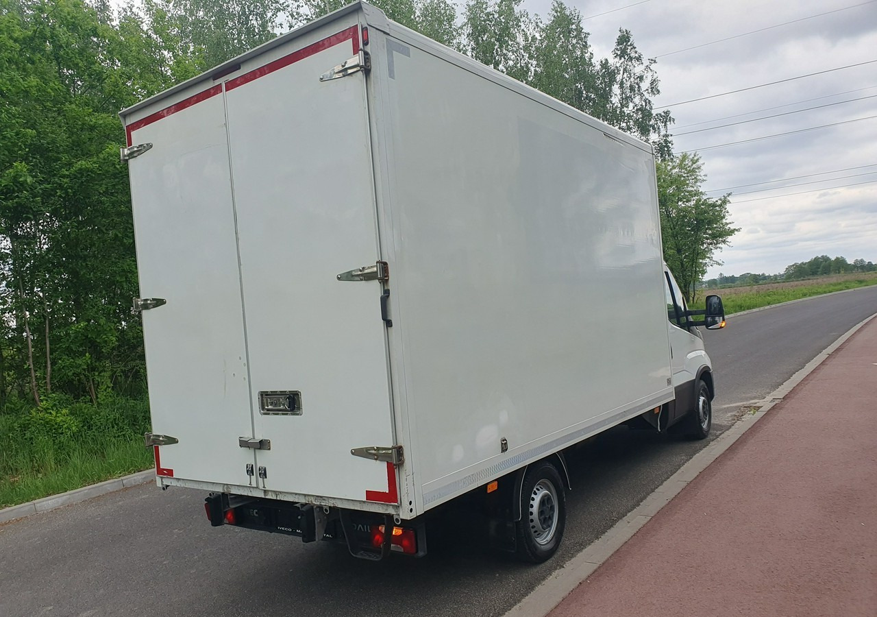 Iveco 35 Daily 35S14 klima * 3 osobowy *nowy rozrząd * - Fourgon: photos 4 Iveco 35 Daily 35S14 klima * 3 osobowy *nowy rozrząd * - Fourgon: photos 4