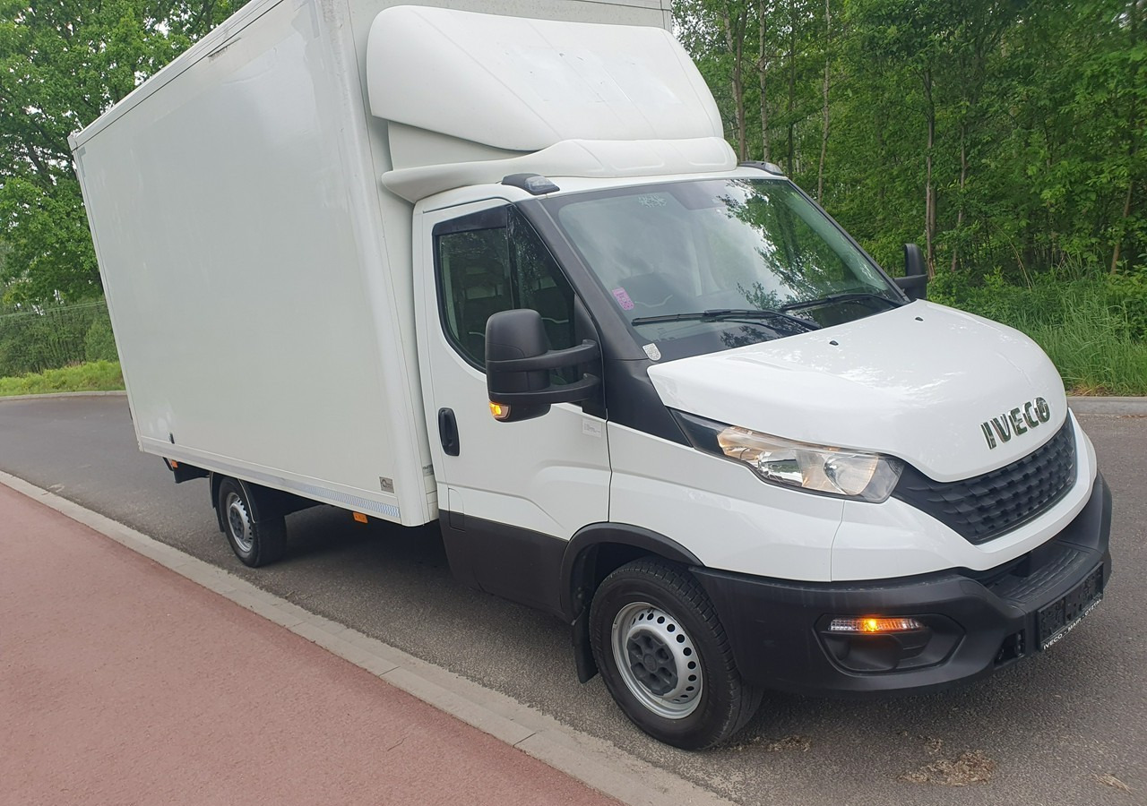 Iveco 35 Daily 35S14 klima * 3 osobowy *nowy rozrząd * - Fourgon: photos 3 Iveco 35 Daily 35S14 klima * 3 osobowy *nowy rozrząd * - Fourgon: photos 3