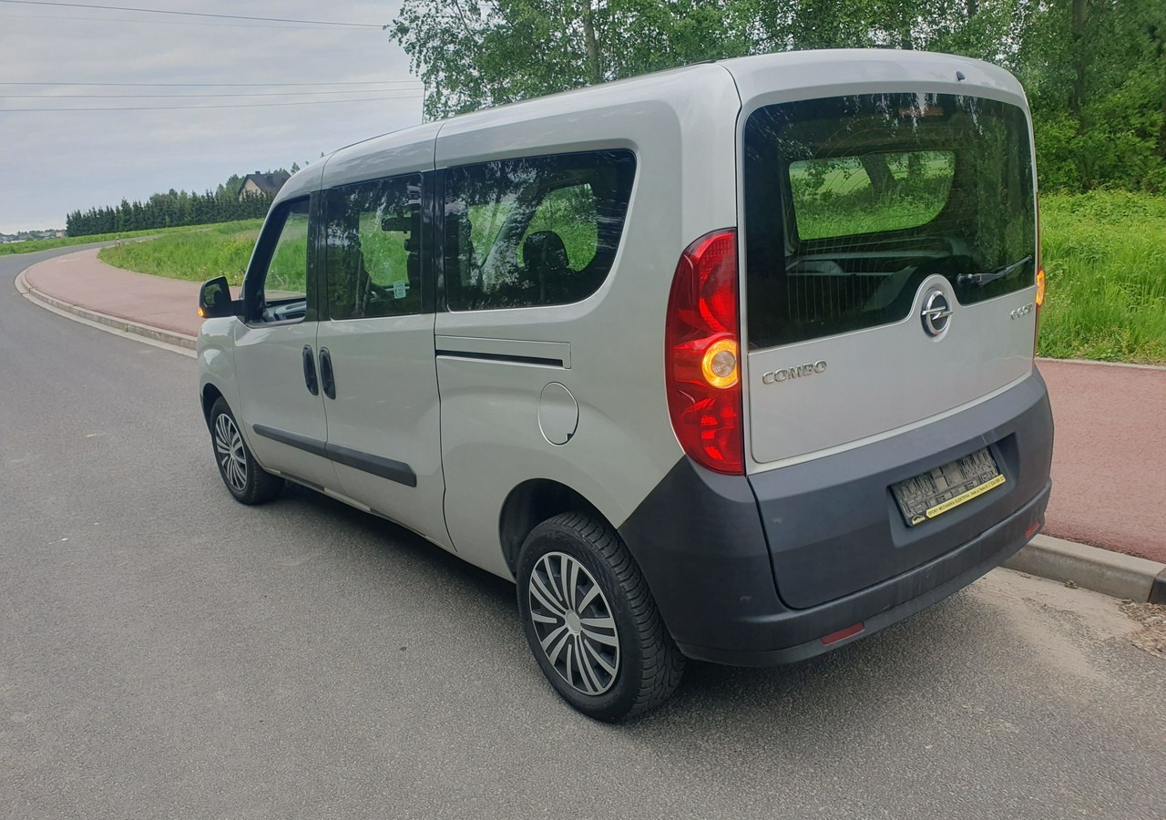 Voiture Opel Combo III wersja długa *long*: photos 8