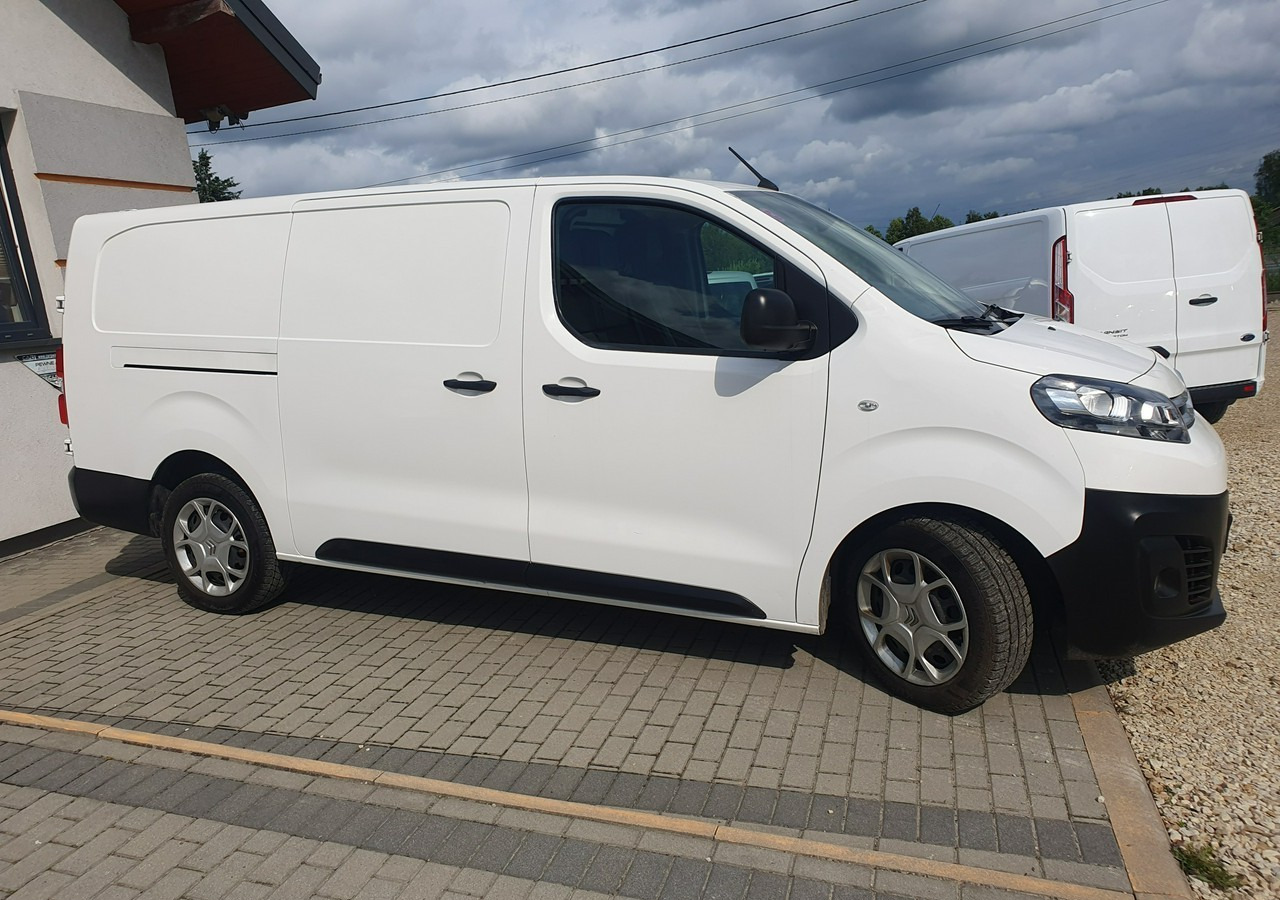 Opel Vivaro 2,0 Diesel | 160 tyś.km | Stan bdb! - Fourgon utilitaire: photos 4 Opel Vivaro 2,0 Diesel | 160 tyś.km | Stan bdb! - Fourgon utilitaire: photos 4