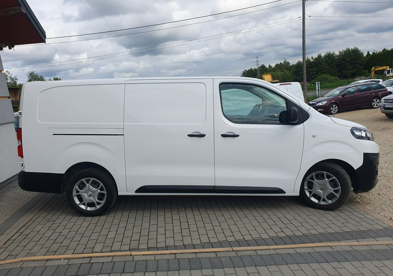 Opel Vivaro 2,0 Diesel | L3 H1 | Stan bdb *Long* - Fourgon utilitaire: photos 5 Opel Vivaro 2,0 Diesel | L3 H1 | Stan bdb *Long* - Fourgon utilitaire: photos 5