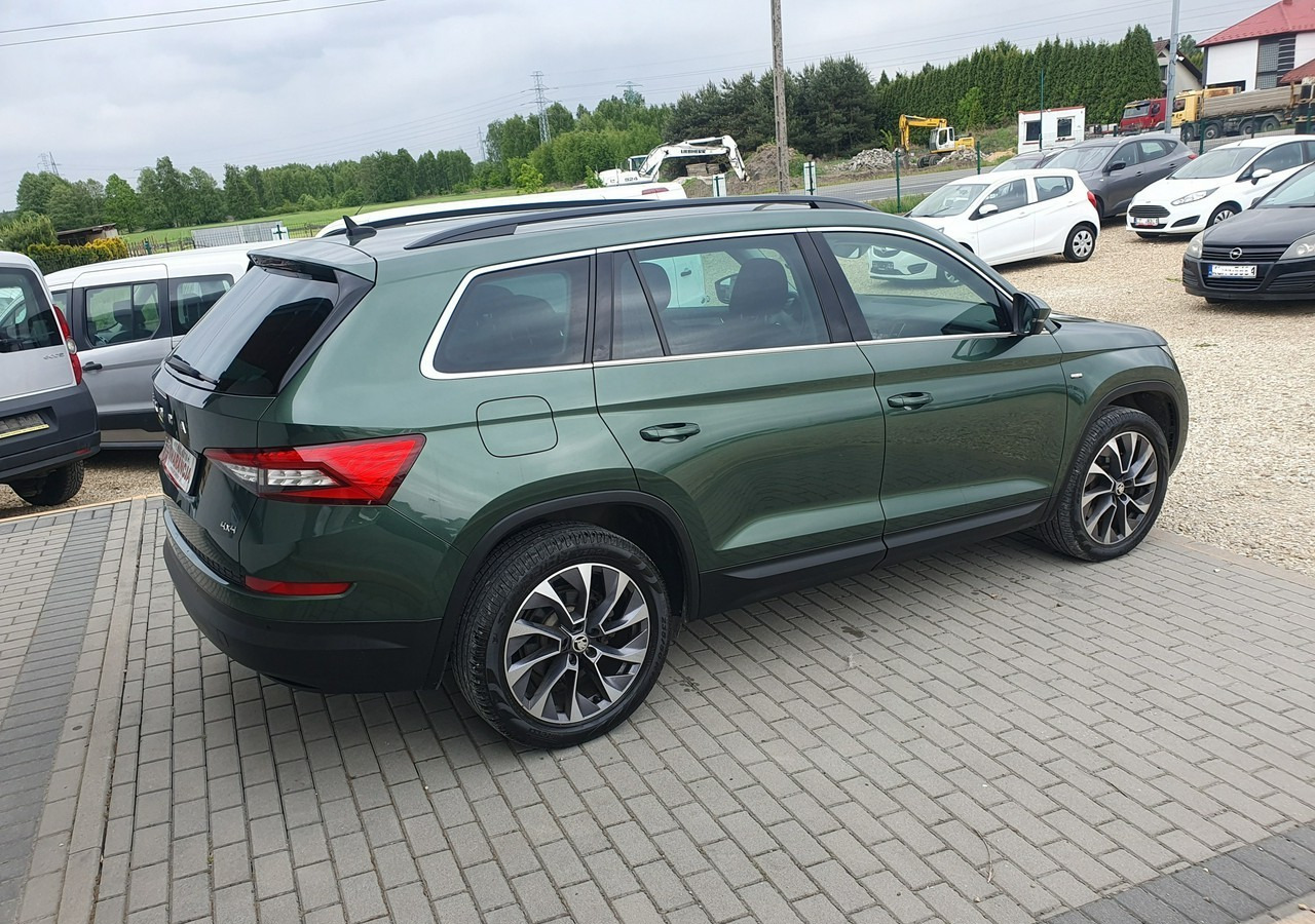 Skoda Kodiaq Skoda Kodiaq Skoda Kodiaq 2.0 tsi 4x4 Wersja Drive na 125 lecie - Voiture: photos 5 Skoda Kodiaq Skoda Kodiaq Skoda Kodiaq 2.0 tsi 4x4 Wersja Drive na 125 lecie - Voiture: photos 5