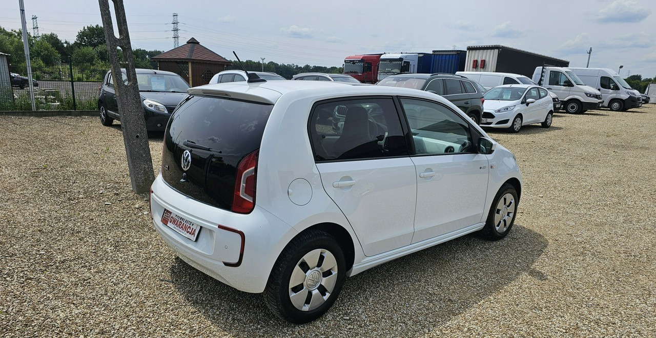 Volkswagen up! e-up * bardzo ładny i oszczędny - Voiture à hayon: photos 4 Volkswagen up! e-up * bardzo ładny i oszczędny - Voiture à hayon: photos 4