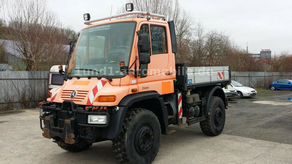 Mercedes-Benz Unimog U 500 Kipper Kommunalhydraulik U 300 400 U 500 Kipper Kommunalhydraulik U 300 400 - Véhicule de voirie/ Spécial: photos 1 Mercedes-Benz Unimog U 500 Kipper Kommunalhydraulik U 300 400 U 500 Kipper Kommunalhydraulik U 300 400 - Véhicule de voirie/ Spécial: photos 1