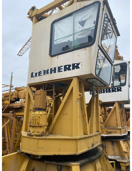Liebherr 180EC-H10 - Grue à tour: photos 2 Liebherr 180EC-H10 - Grue à tour: photos 2