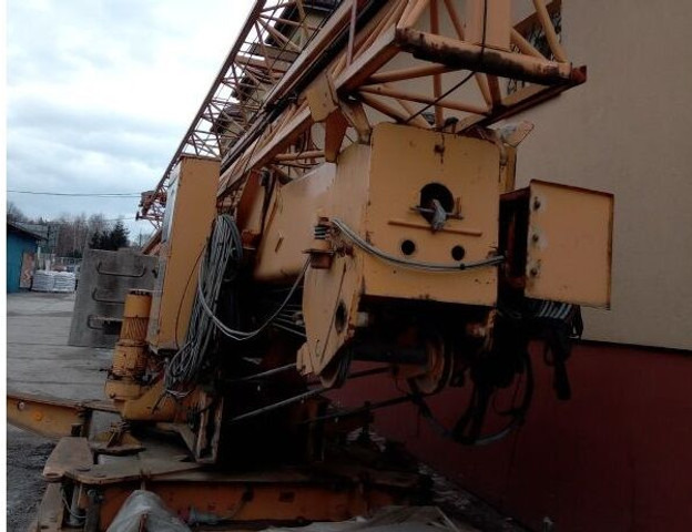 Liebherr 32K, 1992 yom, cabin stering, loco PL - Grue à montage rapide: photos 5 Liebherr 32K, 1992 yom, cabin stering, loco PL - Grue à montage rapide: photos 5