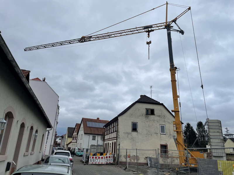 Liebherr 32TT, 2002yom, 30m jib perfect condition - Grue à tour: photos 2 Liebherr 32TT, 2002yom, 30m jib perfect condition - Grue à tour: photos 2