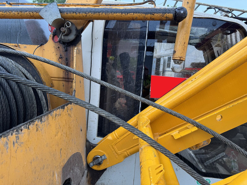 Liebherr HS855 HD, 23m jib, 2006 yom - Grue sur chenilles: photos 5 Liebherr HS855 HD, 23m jib, 2006 yom - Grue sur chenilles: photos 5