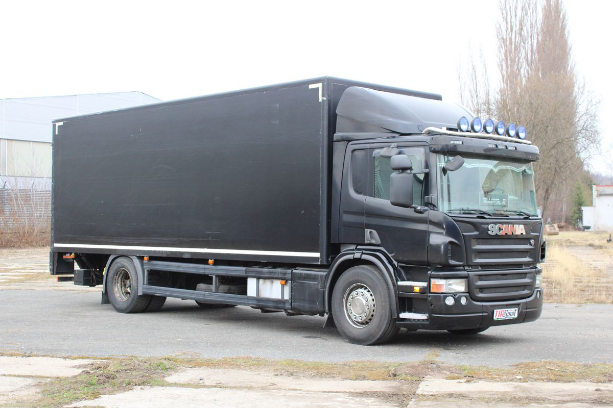 Scania P230 - Camion fourgon: photos 1 Scania P230 - Camion fourgon: photos 1