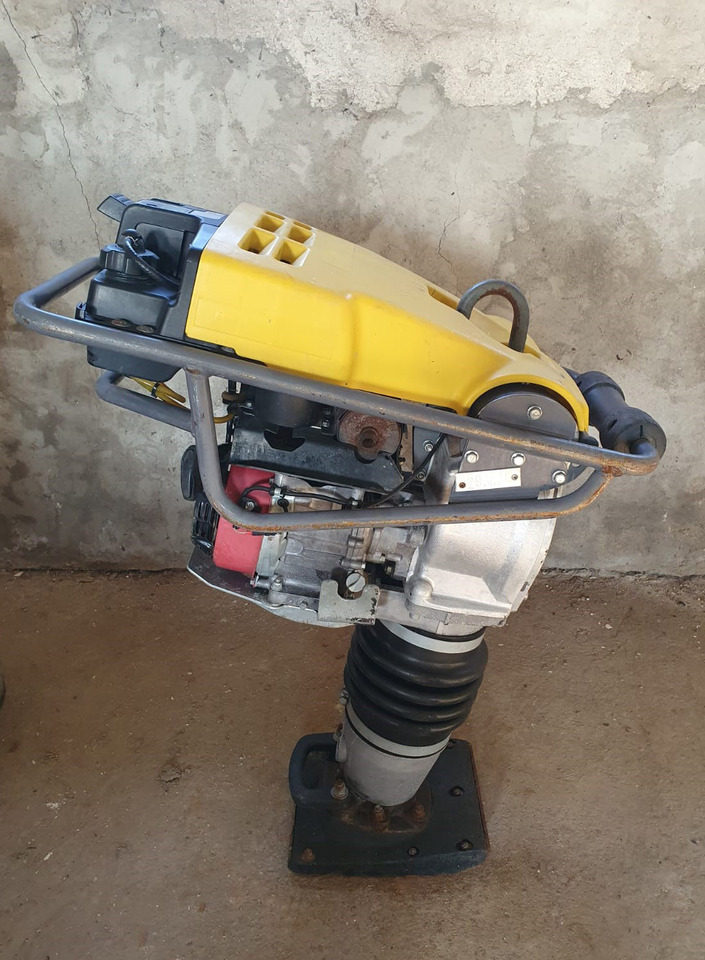 ATLAS Copco LT7000 - Pilonneuse: photos 2 ATLAS Copco LT7000 - Pilonneuse: photos 2