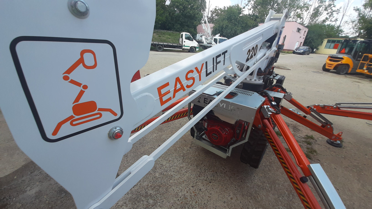 Easylift R130 - Nacelle articulée: photos 5 Easylift R130 - Nacelle articulée: photos 5