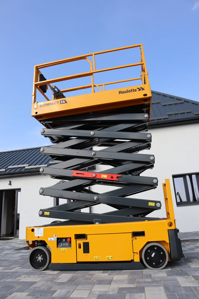 HAULOTTE Compact 14 - Nacelle ciseaux: photos 3 HAULOTTE Compact 14 - Nacelle ciseaux: photos 3